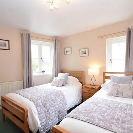 3 Bed In 75651