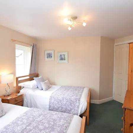 3 Bed In 75651